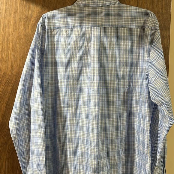 NWT Izod Woven Shirt in Perfect Condition - Picture 7 of 8